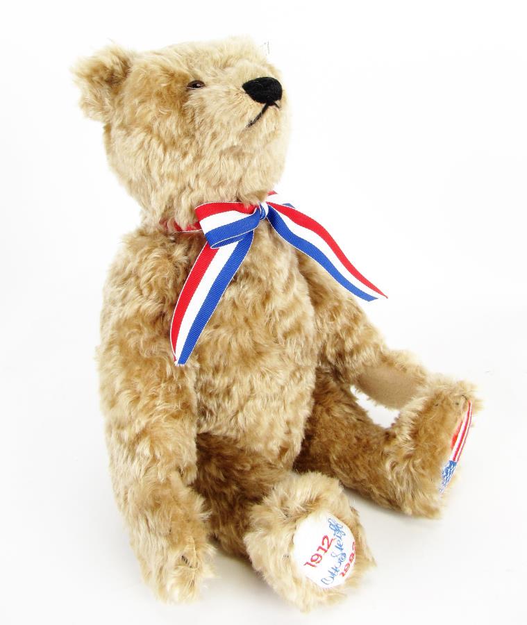 Steiff 80th Anniversary Teddy Bear, 1912 Replica (1 of 9)