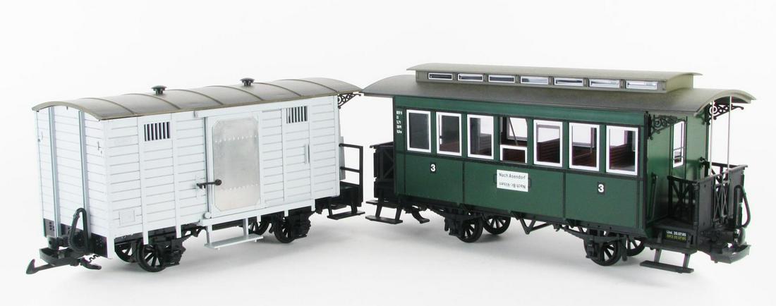LGB G Scale 3007CC and 3020 in Boxes: LGB G Scale 3007CC and 3020 in Boxes