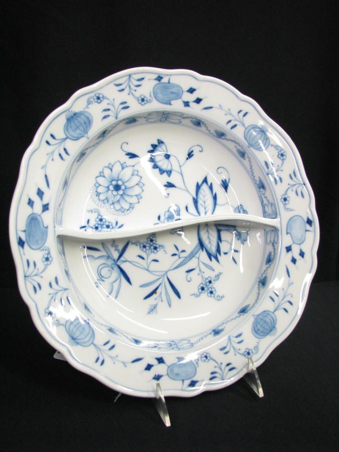 Meissen Blue Onion Divided Server: Meissen Blue Onion divided server, 12" diameter, with serpentine divider, blue crossed swords mark with three slashes (second), illegible blue number