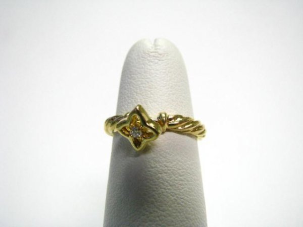 David Yurman 18K Yellow Gold Diamond Charm Ring: David Yurman 18K yellow gold diamond charm ring, size 4.5