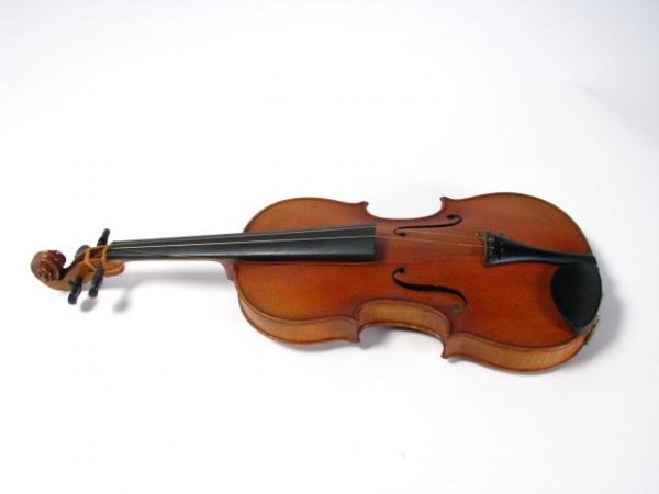 1936 Oskar C. Meinel Violin: 1936 Oskar C. Meinel 4/4 violin, in original case, and Glasser bow, paper label inside signed and dated 1936, copy of 1700's Stradivarius, (appears to read 'Cremona 1700')