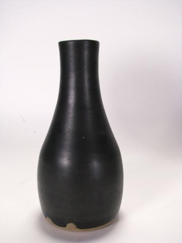 Gordon and Jane Martz Pottery Vase: Gordon and Jane Martz (Veedersberg), pottery vase, 10", brown, marked on base