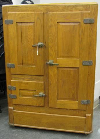 Antique Oak Ice Box: Antique Oak Ice Box, zinc lined interior, refinished exterior, 50" high, 35" wide, 20" deep