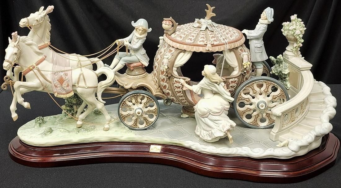 Lladro Porcelain "At the Stroke of Twelve" (1 of 16)