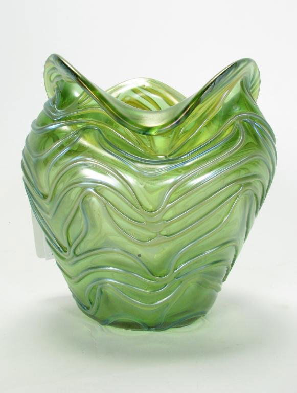 Loetz Formosa Art Glass Vase: Loetz Formosa Art Glass Vase, triangular pinch form top, unsigned, ground pontil, 5.5" high