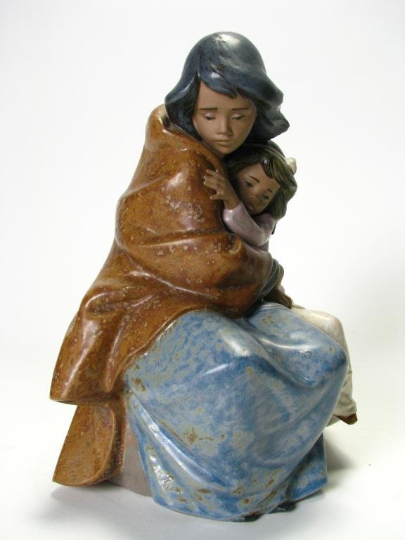 Lladro #2206, "Sisterly Love": Lladro #2206, "Sisterly Love", issued 1990, retired 2003, Jose Puche, no box