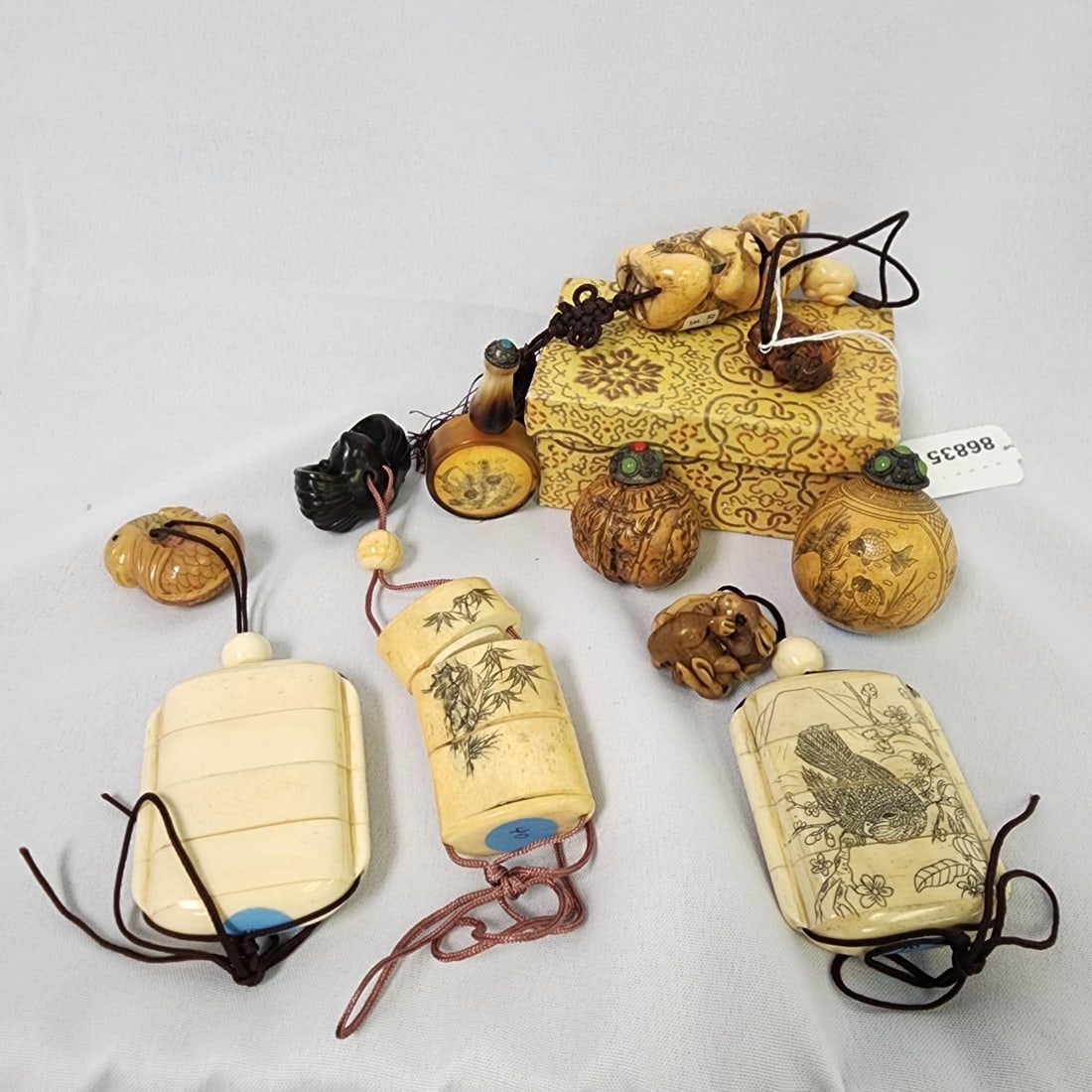Chinese Snuff Bottles and Oriental Collectibles: Group of Chinese Snuff Bottles and Oriental collectibles including: Four Inro with Netsuke (one with Shunga decoration, one with elephant motif); two wooden snuff bottles with jeweled lids; and one ja