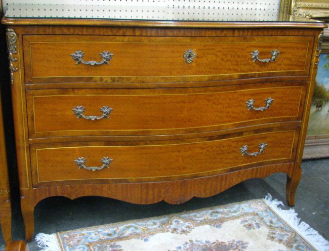 John Widdicomb Company Twin Bedroom Suite : Lot 304