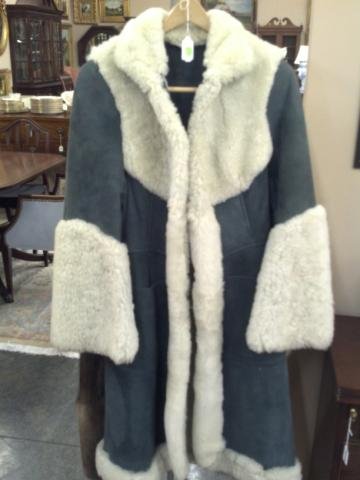 Shearling Coat with Lamb's Wool Collar and Cuffs, Blue: Shearling coat with lamb's wool collar and cuffs, blue