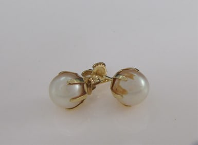 14K Yellow Gold Cultured Pearl Stud Earrings