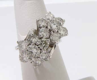 14K White Gold Diamond Cluster Ring. ~2.5ctw