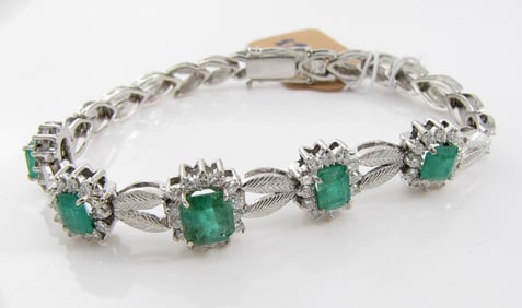 18K Yellow Gold Emerald and Diamond Bracelet