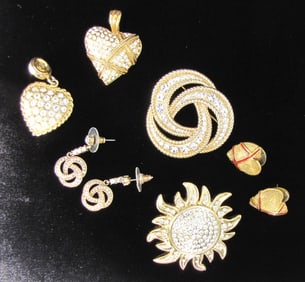 Group of Rau Klikit, Garnay and NSDAR Jewelry