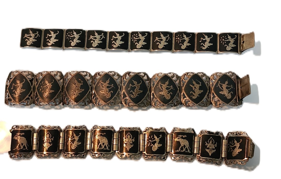 (3) Siam Sterling Silver Link Bracelets: (4) Siam Sterling Silver link bracelets, all approx 6.5" long, 64dwt total