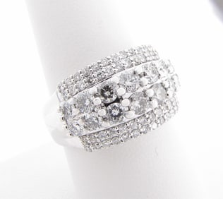 14K White Gold Diamond Ring, 2CT