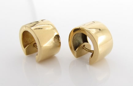 18K Yellow Gold Huggie Earrings