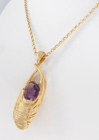 18K Yellow Gold Amethyst Pendant on Chain
