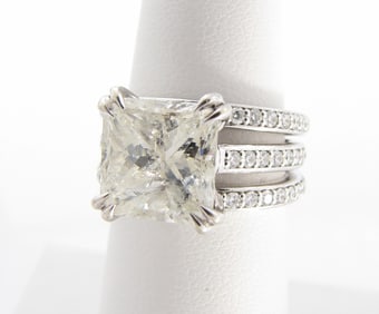 14K White Gold Diamond Ring