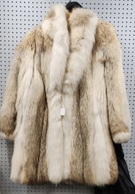 Long Coyote Silk-Lined Fur, Unisex