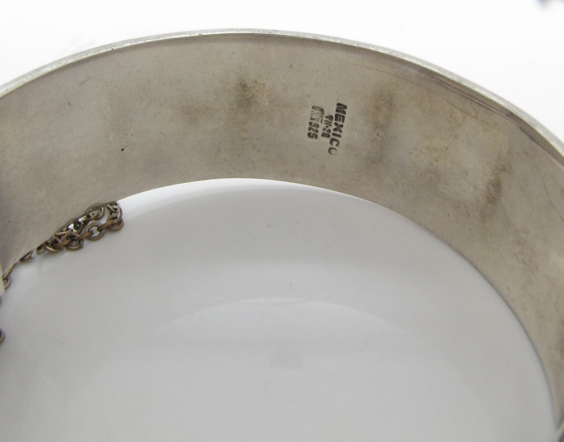 Mexican Sterling Turquoise Hinged Bangle - 2