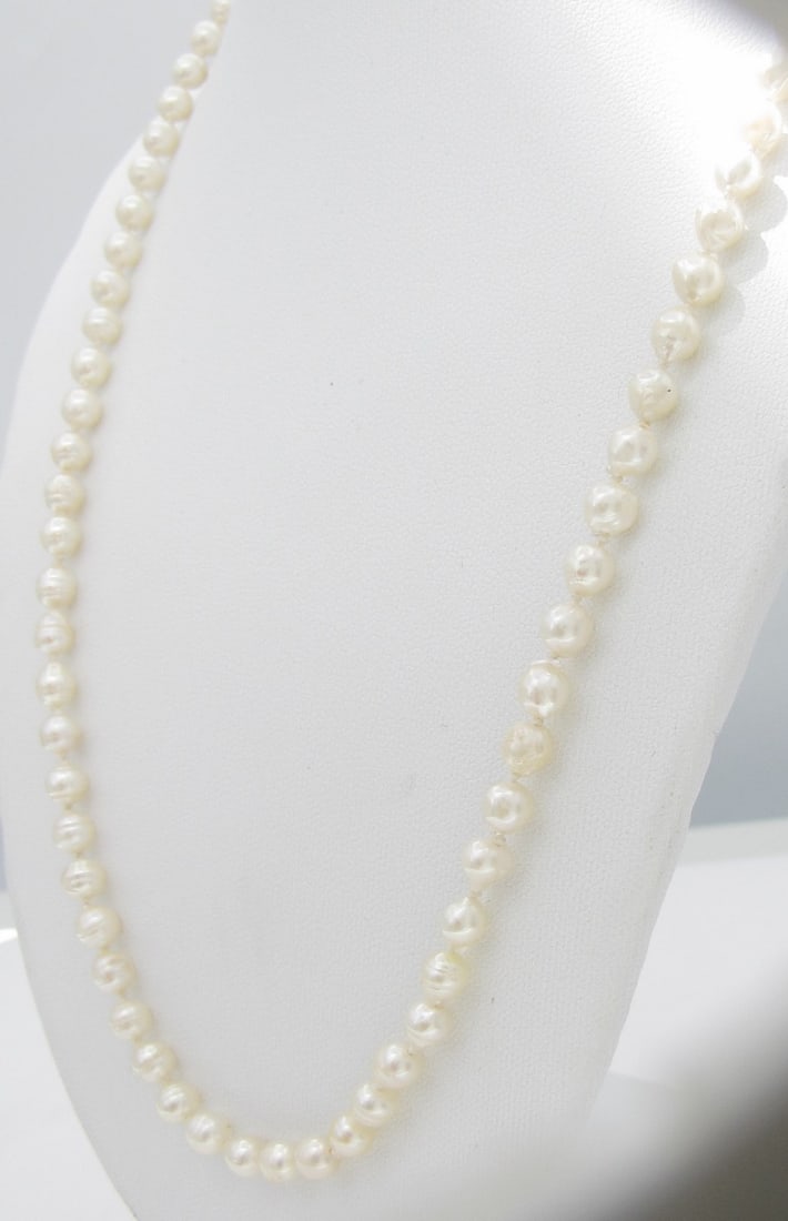 White Pearl Necklace with 14K Yellow Gold Clasp (1 of 3)