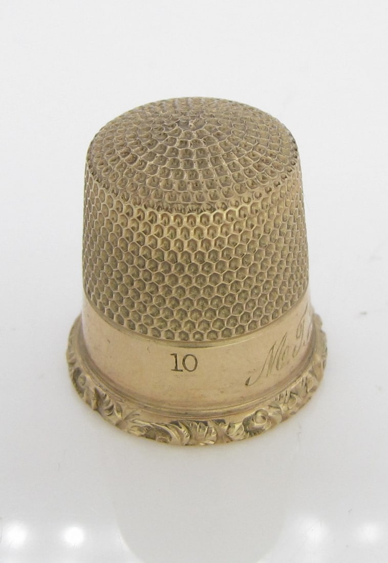 14K YG #10 Vintage Thimble (1 of 4)