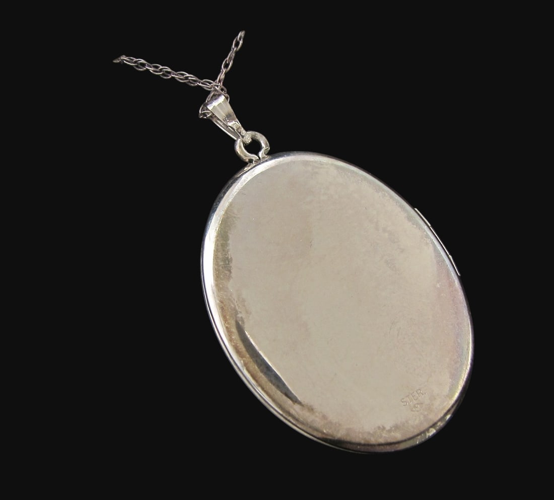 Etched Sterling Silver Large Locket - 2