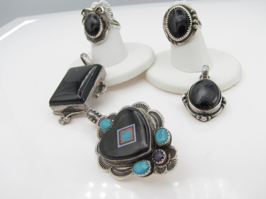 Five Onyx and Silver Southwest Jewelry Items (1 of 12)
