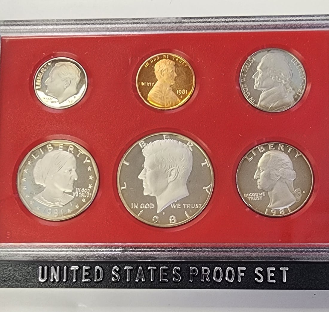 Group of US Mint Proof Sets, Nine (1 of 7)
