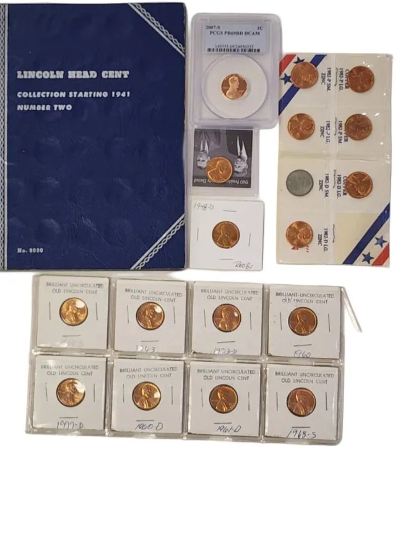 Group of Collector Lincoln Cent Coins (1 of 5)