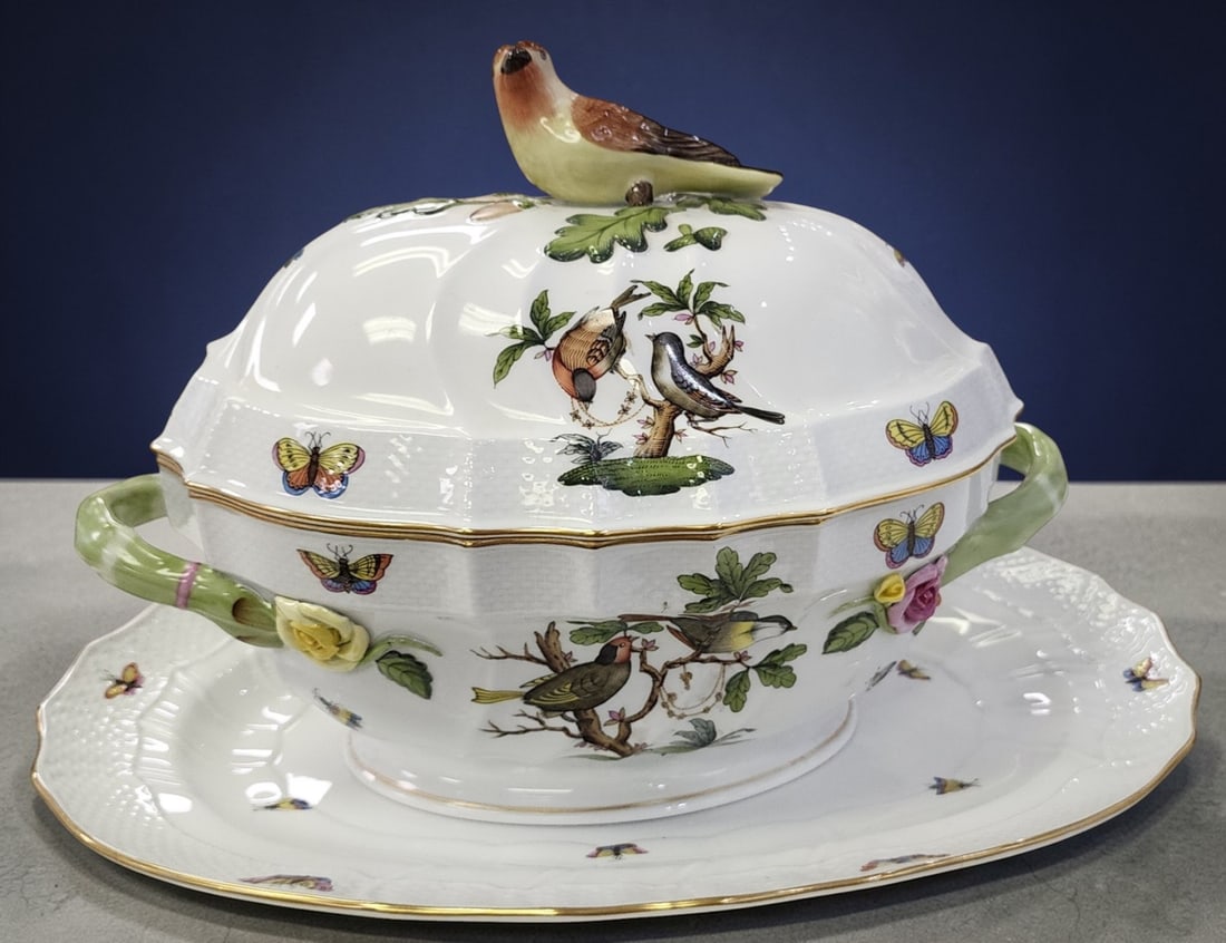 Herend Rothschild Tureen and Underplate (1 of 9)