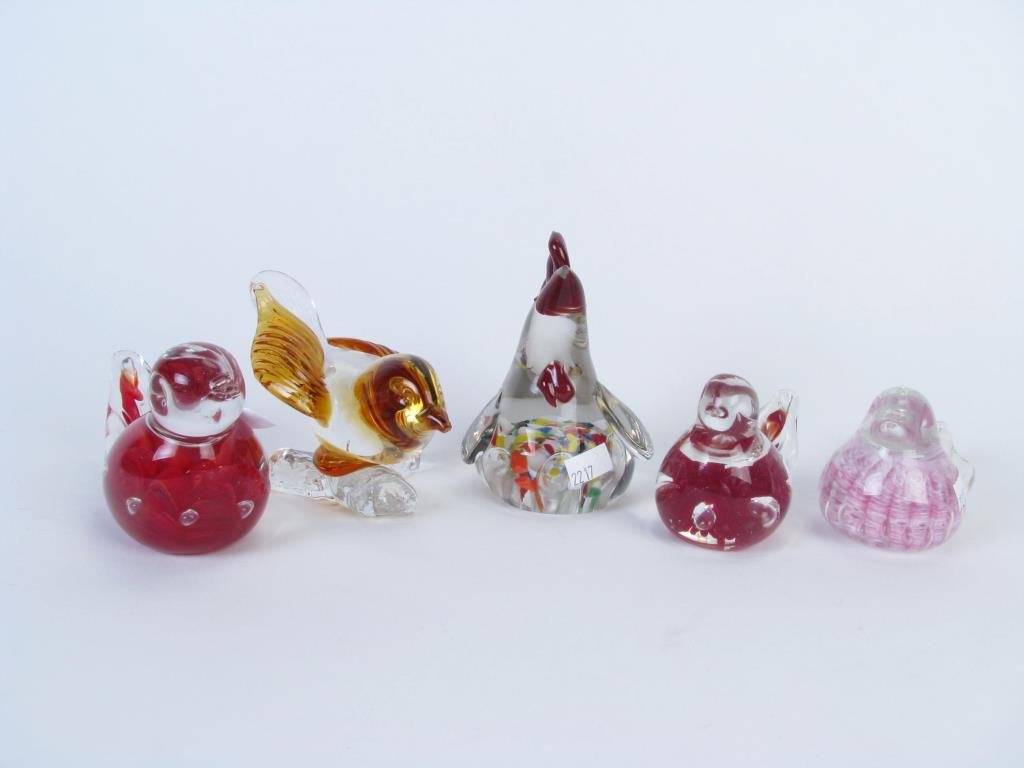 Group of Art Glass Paperweights: A group of five bird motif art glass paperweights including two Joe St. Clair, one Bob and Maude St. Clair, unmarked rooster and unmarked amber and clear"