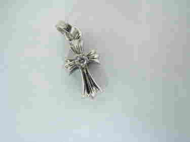 Chrome Hearts 04 18k Diamond Cross Pendant Dec 06 13 Wickliff Auctioneers In In