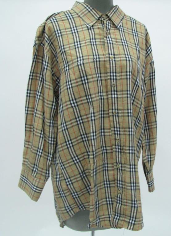Burberry Plaid Cotton Shirt: Burberry iconic plaid unisex button down cotton shirt with two chest pockets. Size XL