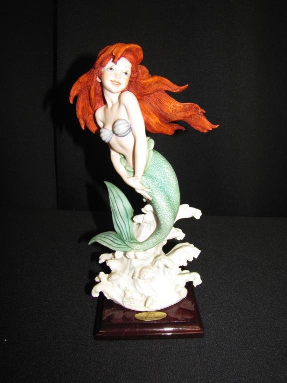 G Armani Disney Sculpture "Ariel": Giuseppe Armani Disney sculpture, "Ariel", 1257C, with original box