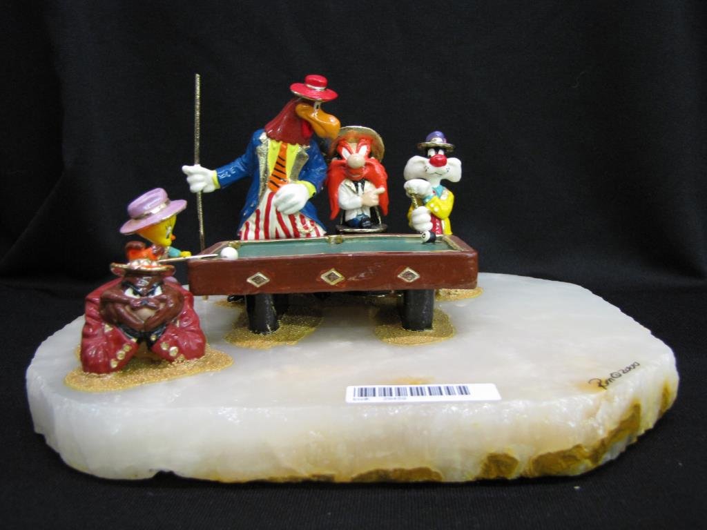 Ron Lee Warner Bros Sculpture, "The Hustler": Ron Lee sculpture, Warner Brothers "The Hustler", LT465, with alabaster base and painted cast metal figures, personalized and signed, copyright 2000, edition 397 of 750, depicting Warner Brothers char