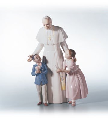 Lladro "Pope John Paul II" 01825: Lladro "Pope John Paul II" 01825 Issue Date 1998 Retire Date 2003 José Puche 13.75 x 9.75 with original box
