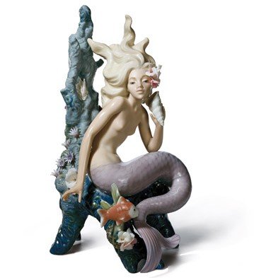 Lladro "Ocean Beauty" 5785: Lladro "Ocean Beauty" 5785 Issue Date 1991 José Puche 9.75 x 6 with original box