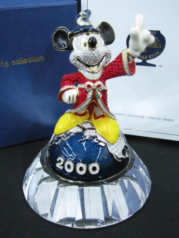 Arribas Swarovski Crystal Figure: Arribas Swarovski crystal figure, Mickey Mouse Sorcerer, Year 2000 Limited Edition, #602, with glass display pedestal