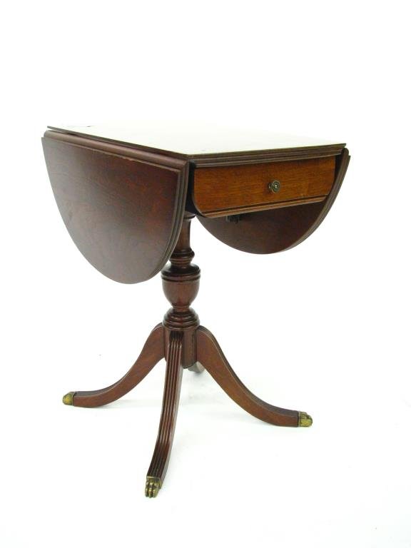 Duncan Phyfe Style Drop-Leaf Table: Duncan Phyfe style drop leaf end table, with brass foot caps, 23.5" high
