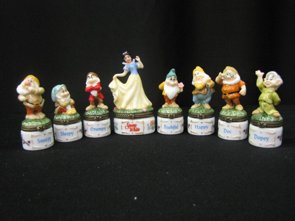 Eight Disney Hinged Boxes: Eight Disney Hinged Boxes depicting Snow White and the Seven Dwarves, without original boxes (except for snow white), 4" tall