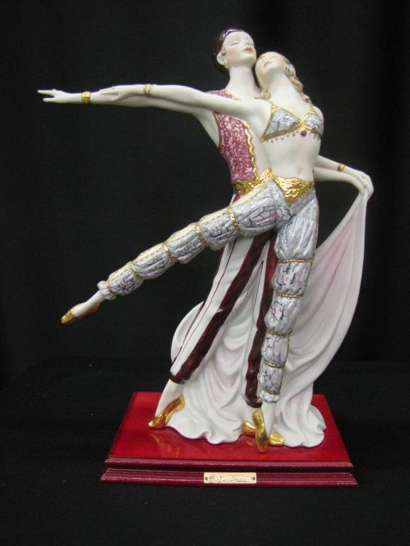 Vittorio Sabadin porcelain Figural Grouping: Vittorio Sabadin porcelain Figural Grouping depicting two Ballerinas,18" tall, with out original boxes