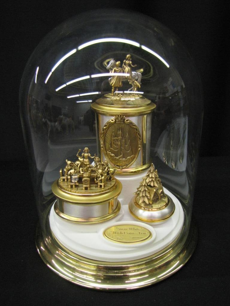 Olszewski Disney Figural Grouping with Dome: Olszewski Disney Figural Grouping with Dome: "Snow White's Wish Come True", 11" tall, with original box