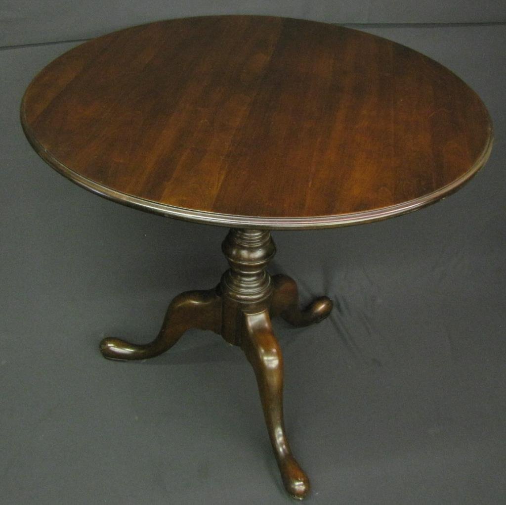 Period-Style Cherry Tilt-Top Table: Vintage cherry tilt-top table, Chippendale style with reeded column pedestal and pad foot, 29.5 diameter, 27h