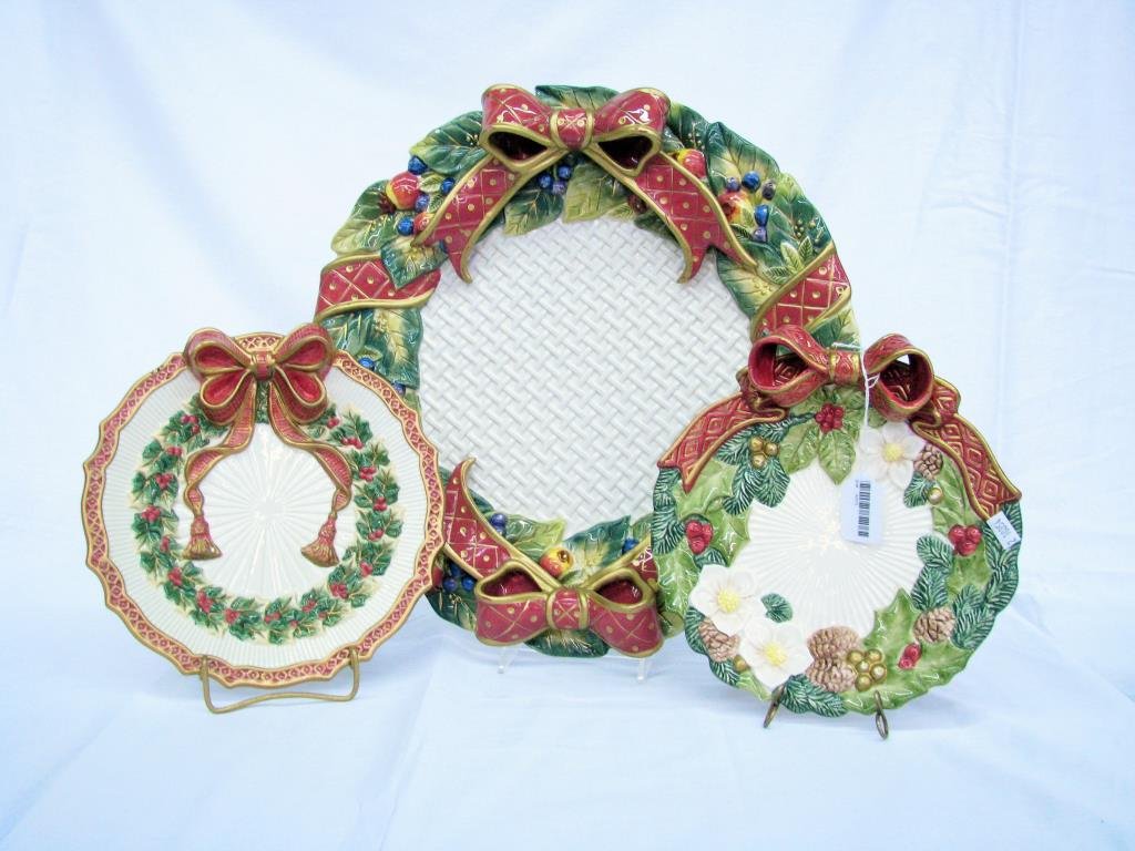Fitz and Floyd Christmas Motif Pottery: Fitz and Floyd Christmas motif pottery, three pieces total, including Christmas serving platter, 15", wreath plate and holly and pine cone plate