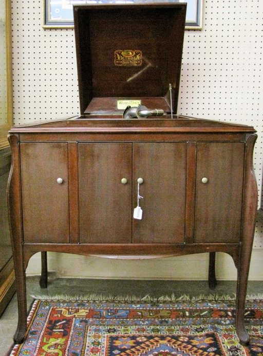 Antique Wurlitzer Victrola Cabinet Phonograph - Antique Wurlitzer Victrola Cabinet Phonograph