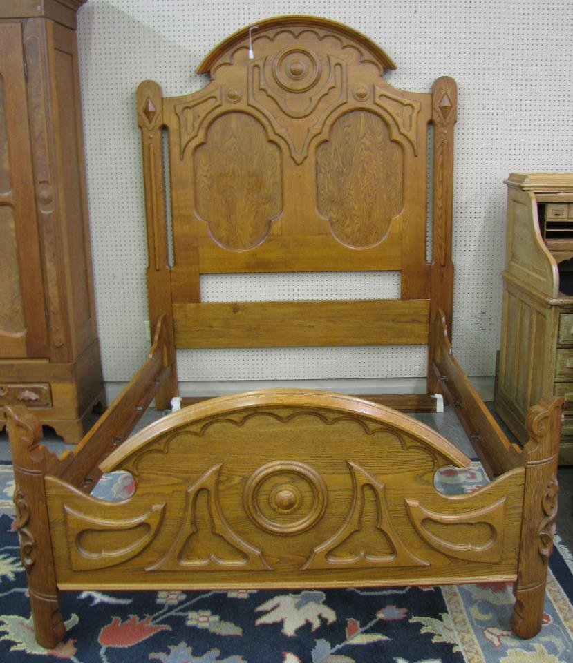 Victorian Walnut Full Size Bed (1 of 5)