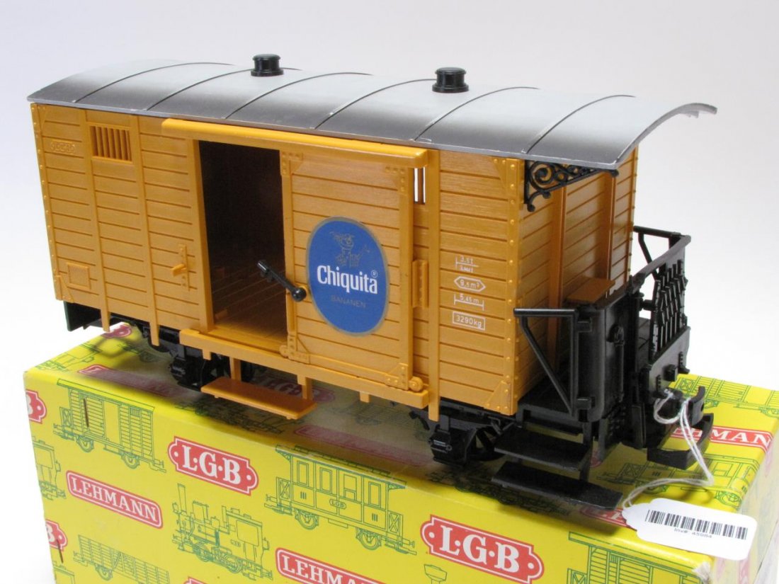 LGB G Scale #4033 Chiquita Banana Car: LGB G Scale #4033 Chiquita Banana Car, with original box (some finish wear on roof)