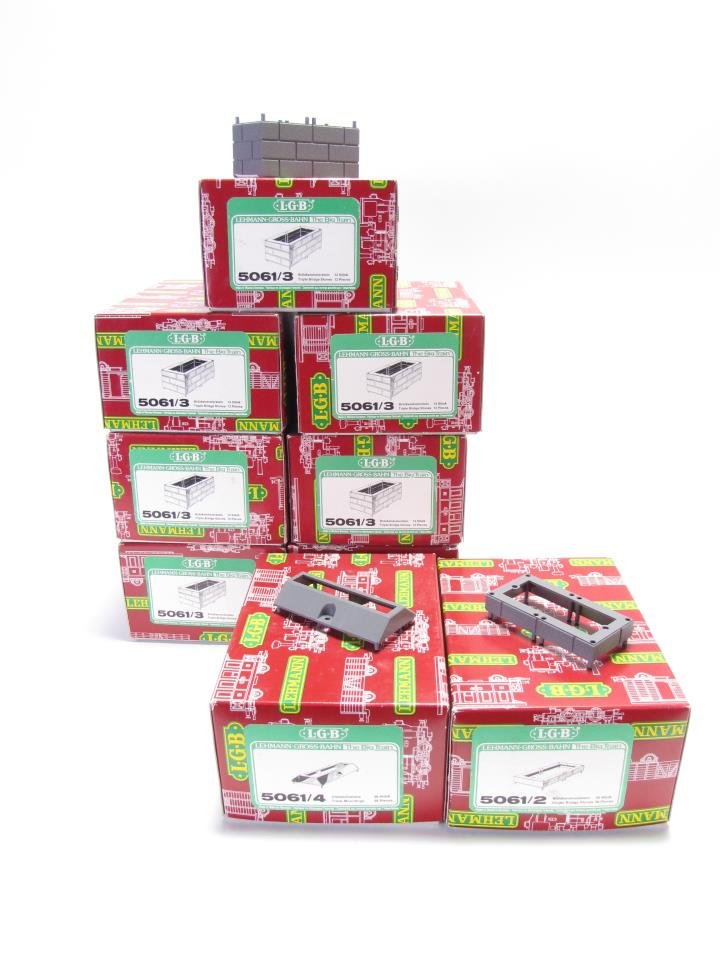 Group of LGB G Scale Bridge and Track Accessories (1 of 1)