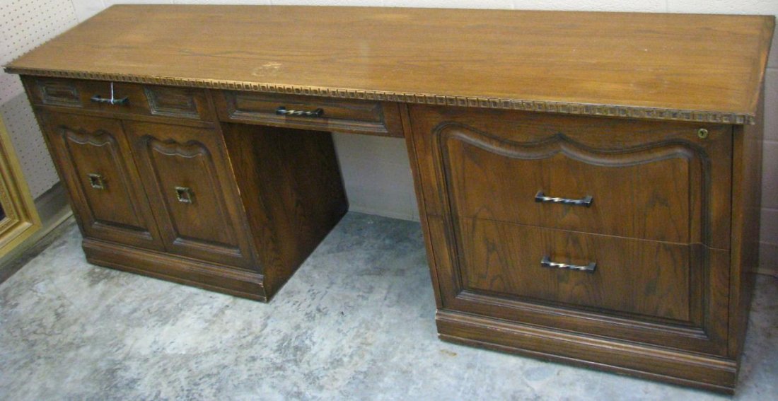 Romweber Viking Oak Credenza (1 of 8)